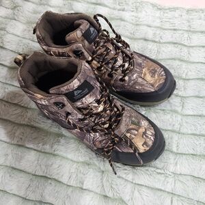 Realtree Camo Hiking Boots with Black Trim